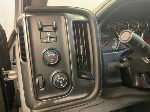 Used 2018 Chevrolet Silverado 2500 LTZ w/ Duramax Plus Package AWD/4WD image 18