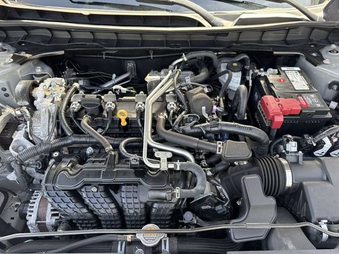 Used 2023 Nissan Altima 2.5 SR FWD image 58