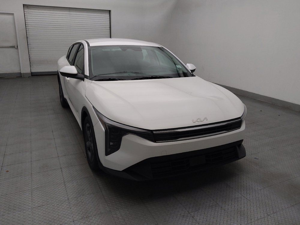 Used 2025 Kia K4 FWD image 14