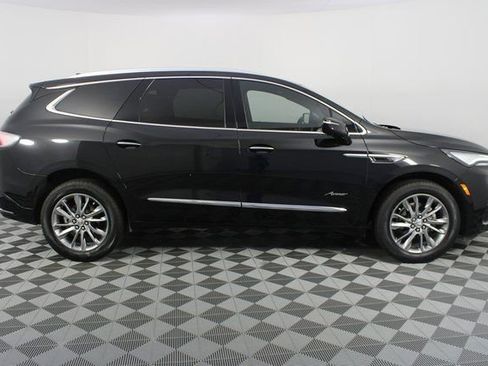 Used 2023 Buick Enclave Avenir w/ Avenir Technology Package image 29