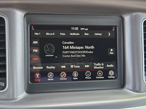 Used 2022 Dodge Charger SXT image 16