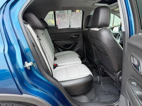 Used 2020 Chevrolet Trax Premier image 18