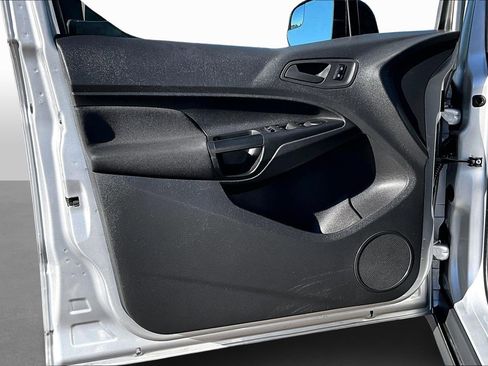 Used 2018 Ford Transit Connect XL image 16