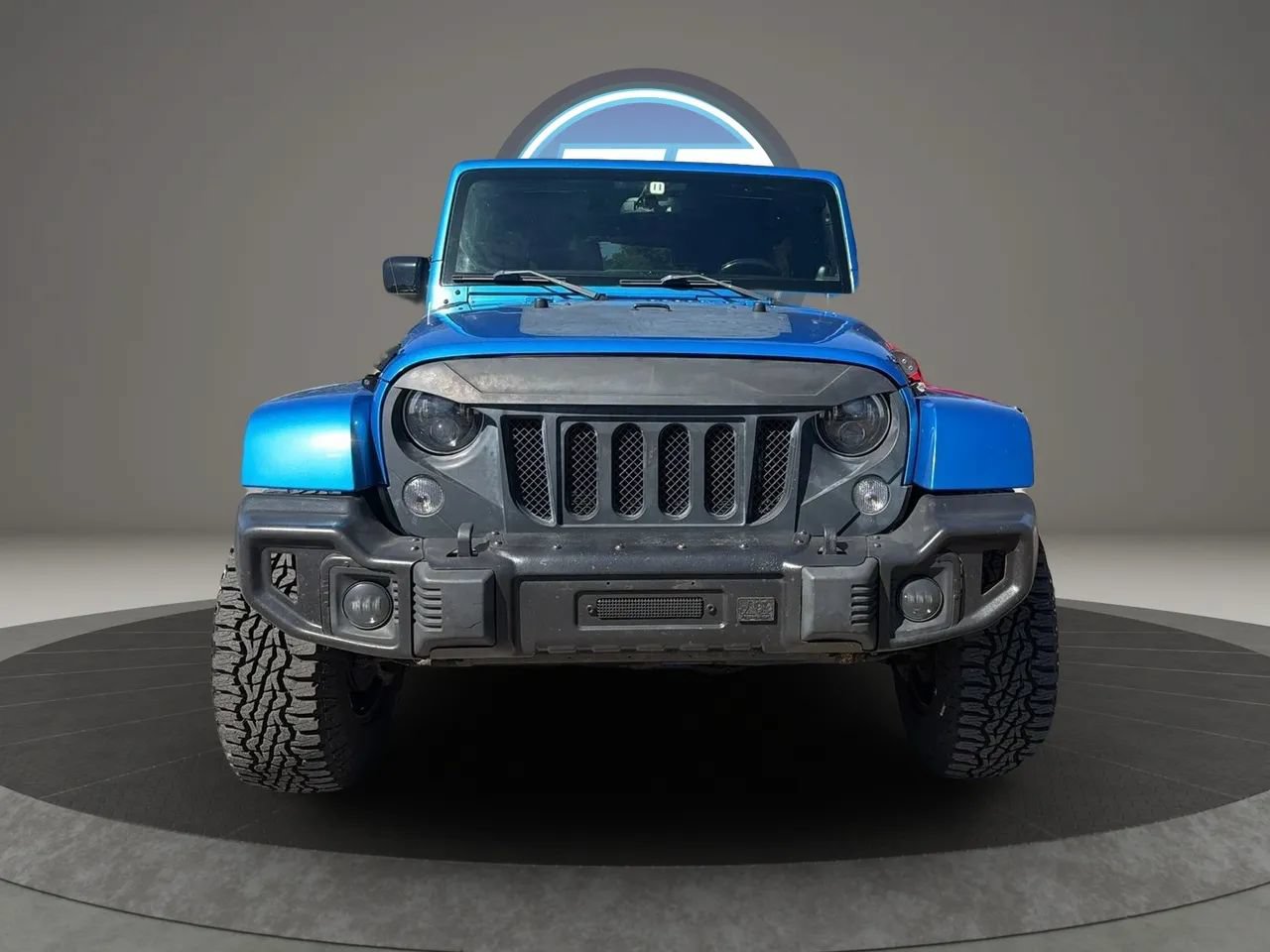 Used 2014 Jeep Wrangler Unlimited Sahara w/ Dual Top Group AWD/4WD image 4