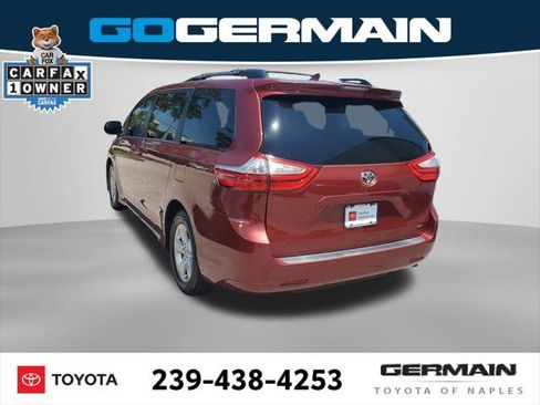 Certified 2018 Toyota Sienna LE FWD image 11