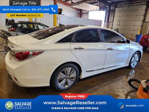 Used 2015 Hyundai Sonata Limited w/ Option Group 02 FWD image 4