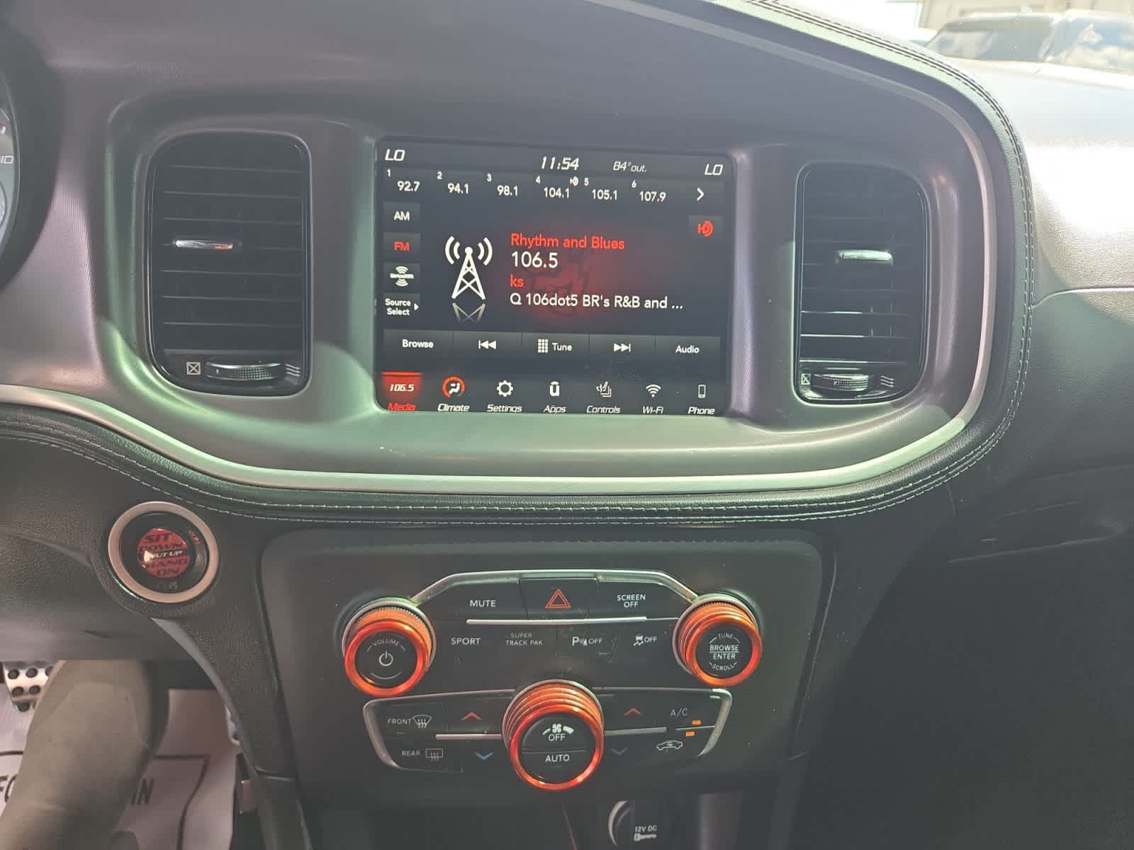 Used 2022 Dodge Charger GT w/ Plus Group RWD image 16