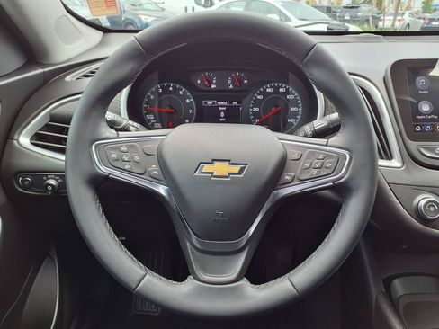 Used 2024 Chevrolet Malibu RS FWD image 27