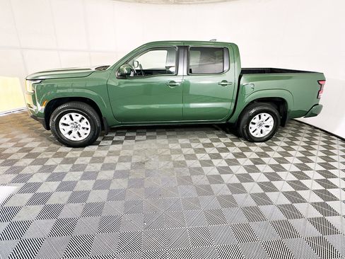 Used 2023 Nissan Frontier SV w/ Tow Package RWD image 6