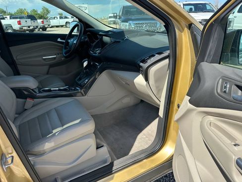 Used 2014 Ford Escape Titanium w/ Equipment Group 401A AWD/4WD image 14