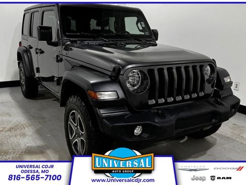 Used 2022 Jeep Wrangler Unlimited Sport AWD/4WD image 1