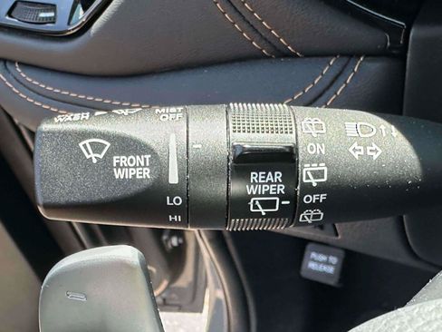 Used 2025 Dodge Durango R/T AWD/4WD image 22