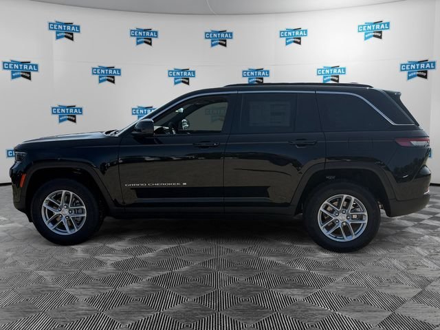 New 2026 Jeep Grand Cherokee Laredo X AWD/4WD image 2
