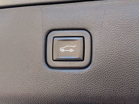 Used 2023 Chevrolet Blazer LT w/ Convenience Package FWD image 30