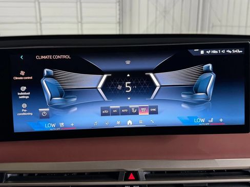 Used 2026 BMW iX xDrive45 AWD/4WD image 36
