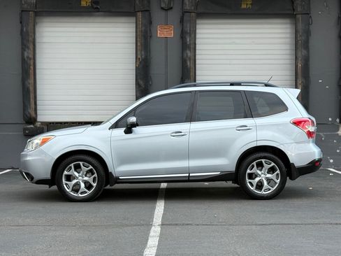 Used 2015 Subaru Forester 2.5i Touring AWD/4WD image 7