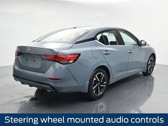 Used 2025 Nissan Sentra SV FWD image 10