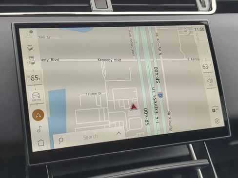 Certified 2025 Land Rover Range Rover Evoque Dynamic SE image 31