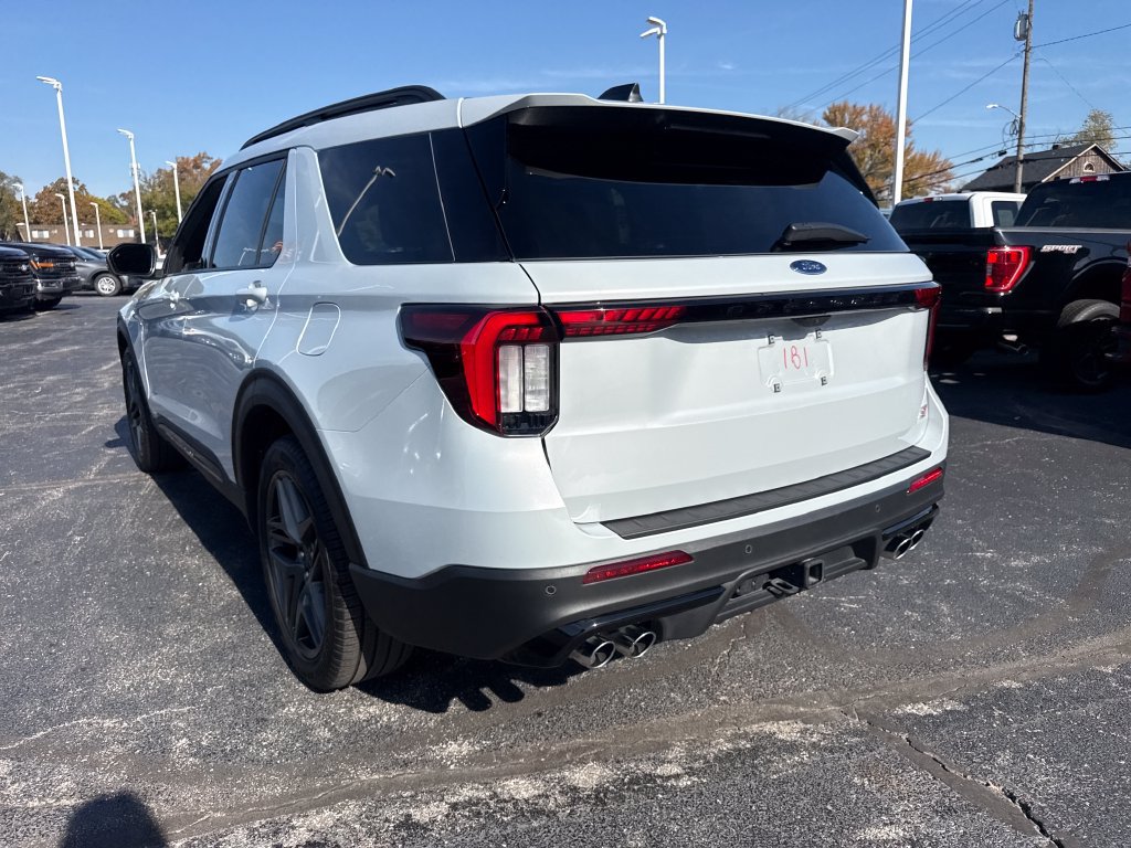 Used 2026 Ford Explorer ST w/ Sun And Sound Package AWD/4WD image 11