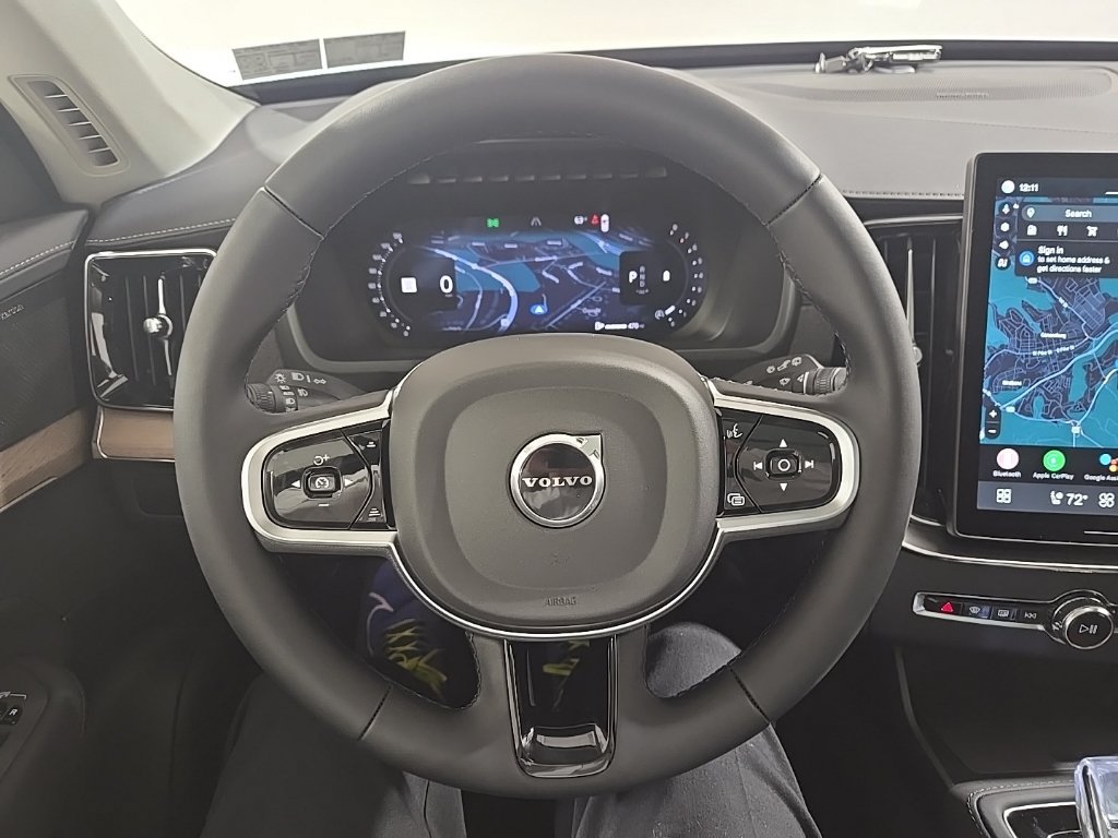 Used 2026 Volvo XC90 B6 Plus w/ Protection Package AWD/4WD image 9