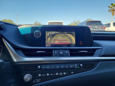 Used 2021 Lexus ES 350 w/ Premium Package image 21