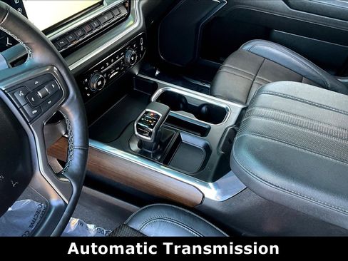 Used 2024 Chevrolet Silverado 1500 High Country w/ Technology Package AWD/4WD image 19