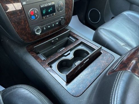 Used 2012 GMC Sierra 2500 Denali w/ Suspension Package, Off-Road image 37