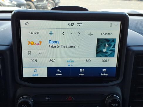 Certified 2021 Ford Bronco Sport Outer Banks AWD/4WD image 13