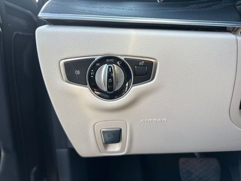 Used 2021 Mercedes-Benz E 350 4MATIC Sedan image 26