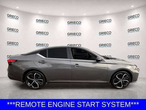 Certified 2025 Nissan Altima 2.5 SR FWD image 8