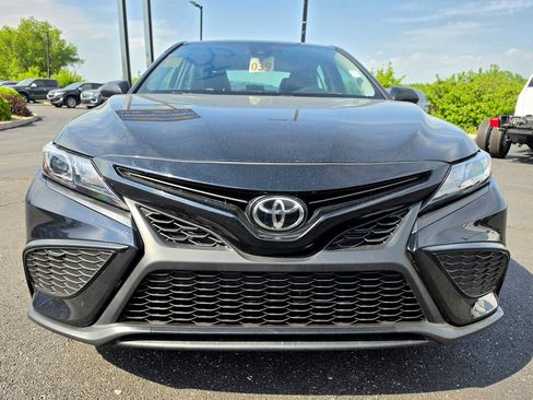 Used 2021 Toyota Camry SE FWD image 10