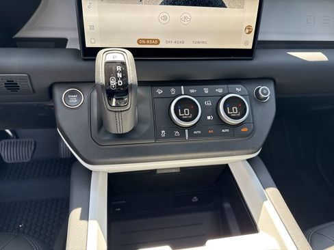 New 2025 Land Rover Defender 90 S image 24