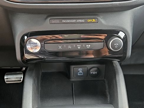 Certified 2023 Ford Escape ST-Line w/ Tech Pack #1 AWD/4WD image 19