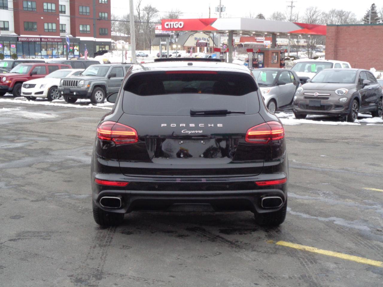 Used 2016 Porsche Cayenne AWD/4WD image 13