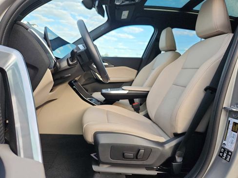 Used 2025 BMW X1 xDrive28i w/ Convenience Package image 13