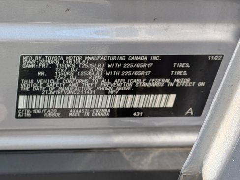 Used 2022 Toyota RAV4 XLE w/ Convenience Package FWD image 39