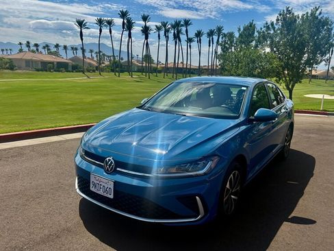 Used 2025 Volkswagen Jetta S FWD image 2
