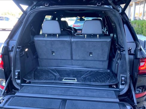 Used 2021 BMW X7 xDrive40i w/ M Sport Package image 33