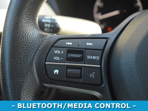 Used 2024 Honda HR-V LX image 12