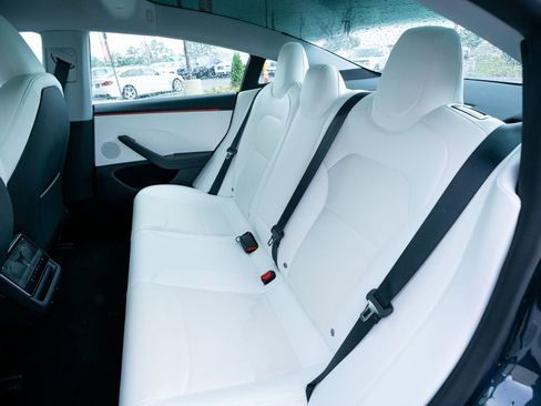 Used 2026 Tesla Model 3 RWD image 34