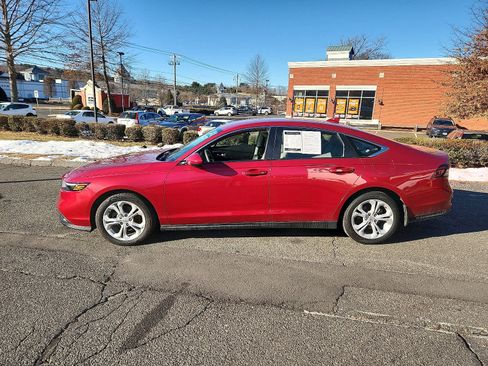 Used 2024 Honda Accord LX image 8