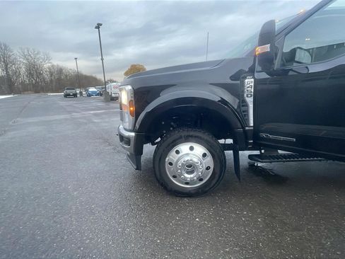 Certified 2025 Ford F450 XLT w/ 360-Degree Camera Package image 24