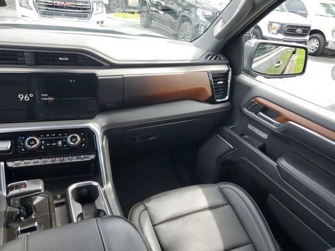 Used 2023 GMC Sierra 1500 Denali w/ Denali Reserve Package AWD/4WD image 15