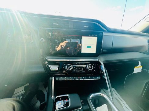 New 2026 GMC Sierra 1500 Denali w/ Denali Reserve Package image 23