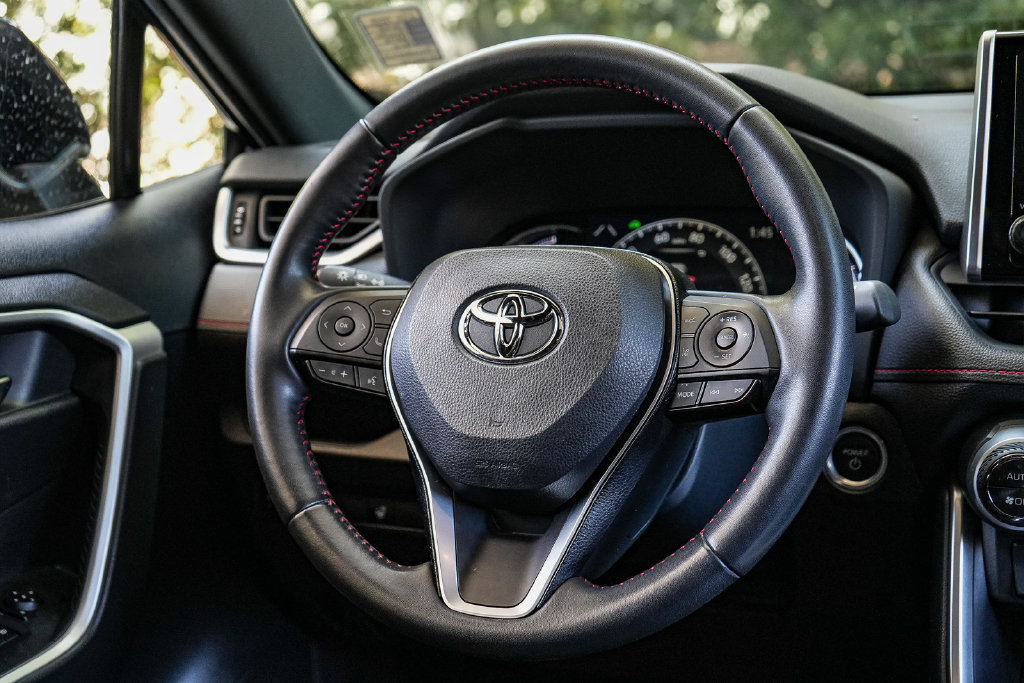 Used 2023 Toyota RAV4 SE w/ Weather & Moonroof Package AWD/4WD image 14