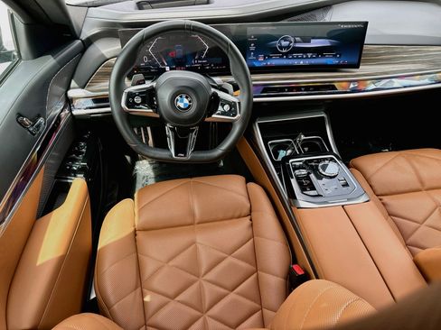 Used 2023 BMW 740i RWD image 23