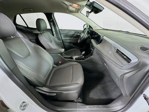 Used 2025 Buick Encore GX Preferred image 29