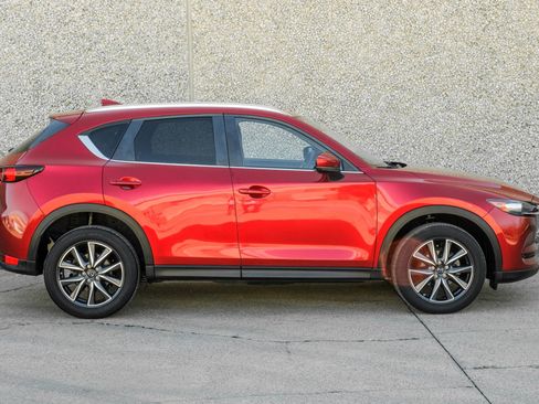 Used 2018 MAZDA CX-5 Touring image 10