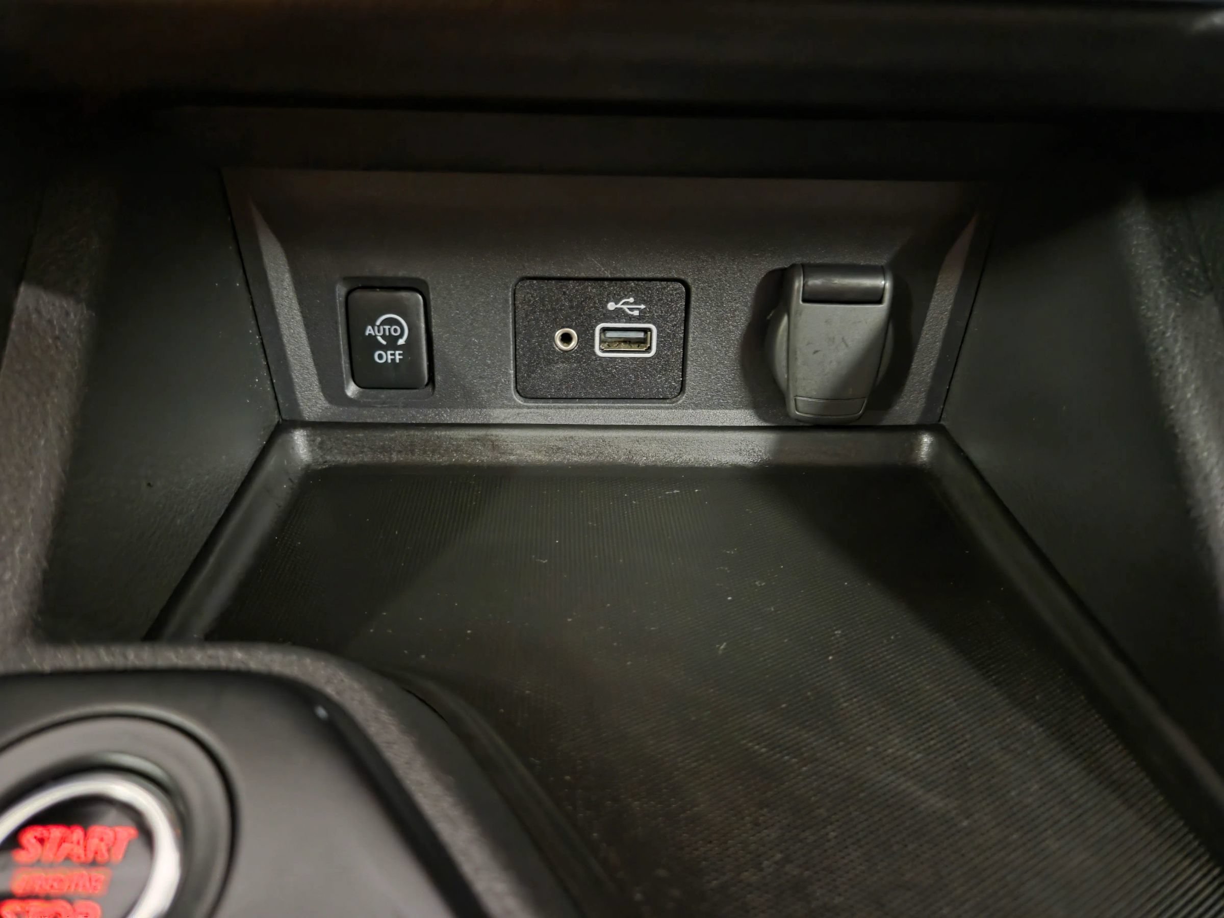 Used 2024 Nissan Sentra S FWD image 25