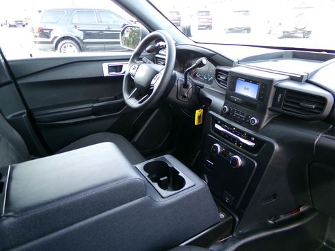 Used 2021 Ford Explorer 4WD Police Interceptor image 31